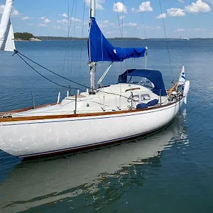  Botel Husbaten Vega 2